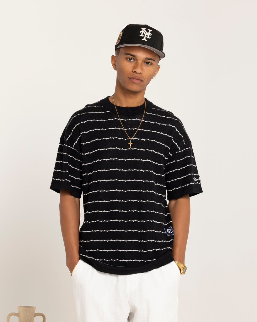 Carre Thorny Oversized T-Shirt Black | Culture Kings