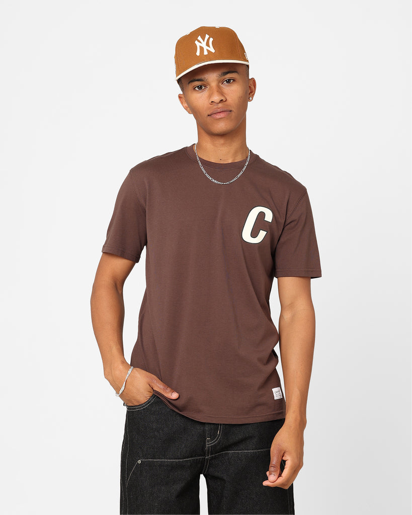 Carre Class T-Shirt Dark Brown | Culture Kings