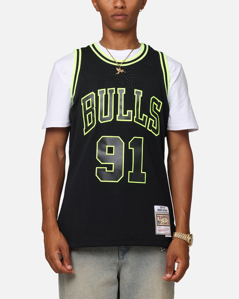 MITCHELL & NESS Mitchell & Ness Chicago Bulls Dennis Rodman 'Volt' 1995 Swing Jersey Black/Yellow