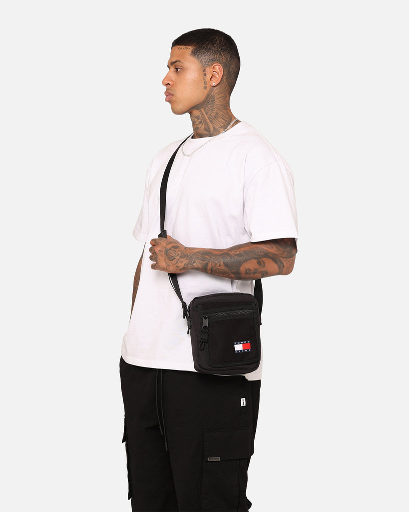 Tommy Jeans Mission Reporter Black | Culture Kings