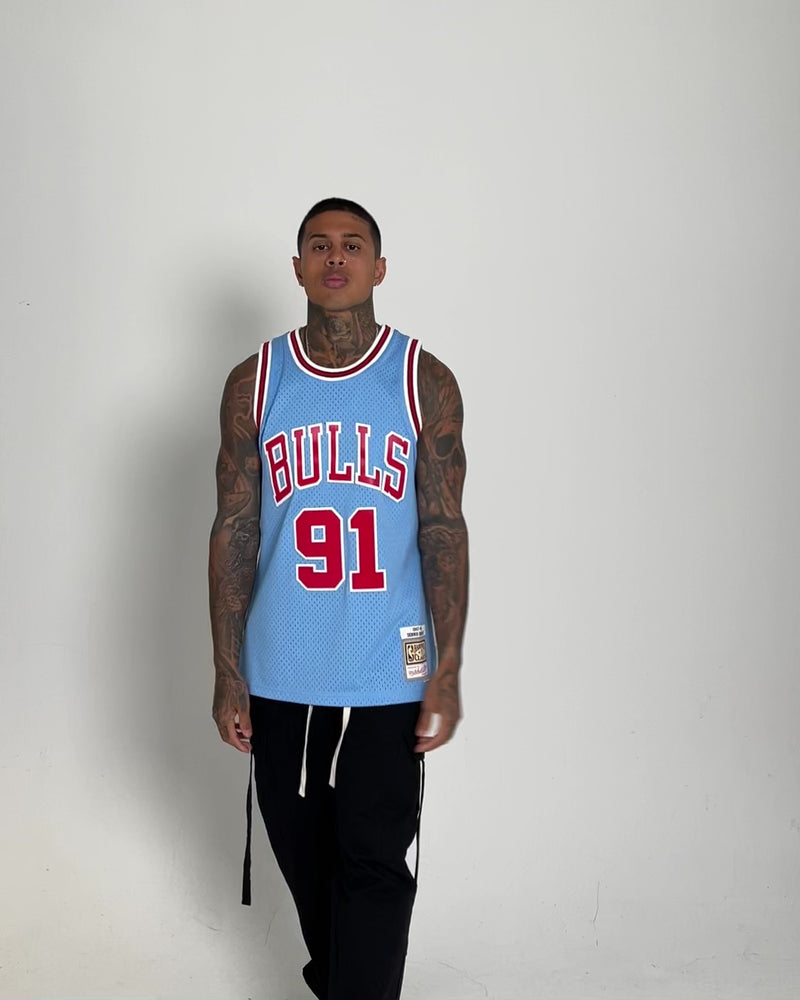 Mitchell & Ness on X: Coming soon to our website is the Chicago