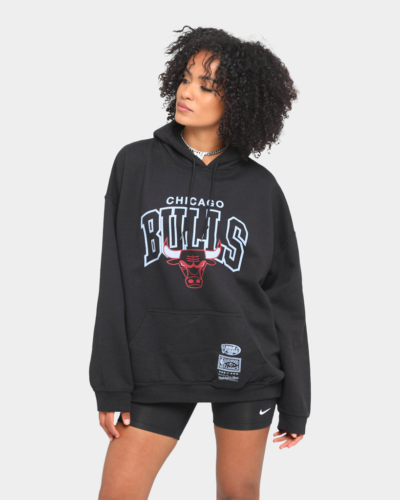 Mitchell & Ness Chicago Bulls Vintage Arch OL Hoodie Black | Culture Kings