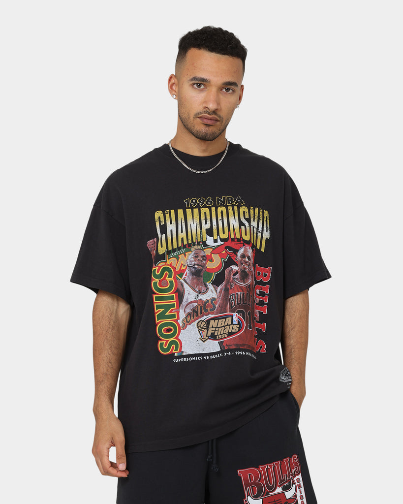 Mitchell & Ness Seattle Sonics VS Chicago Bulls 1996 Finals T-Shirt Fa ...