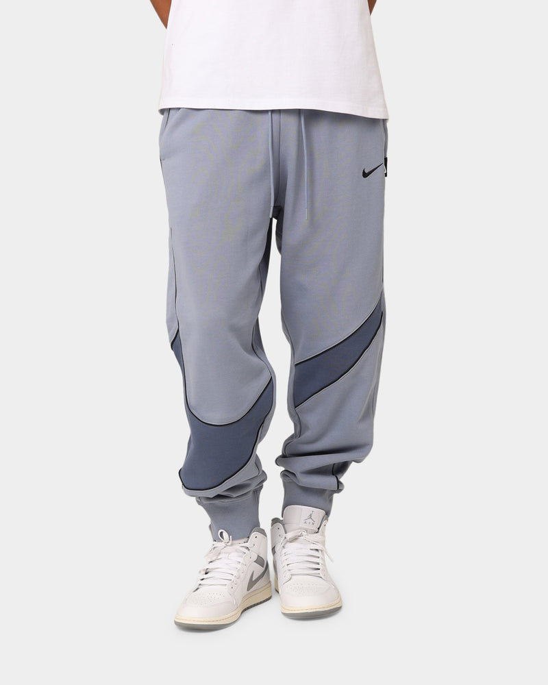 Nike Swoosh Jogging Pants | 18montrose