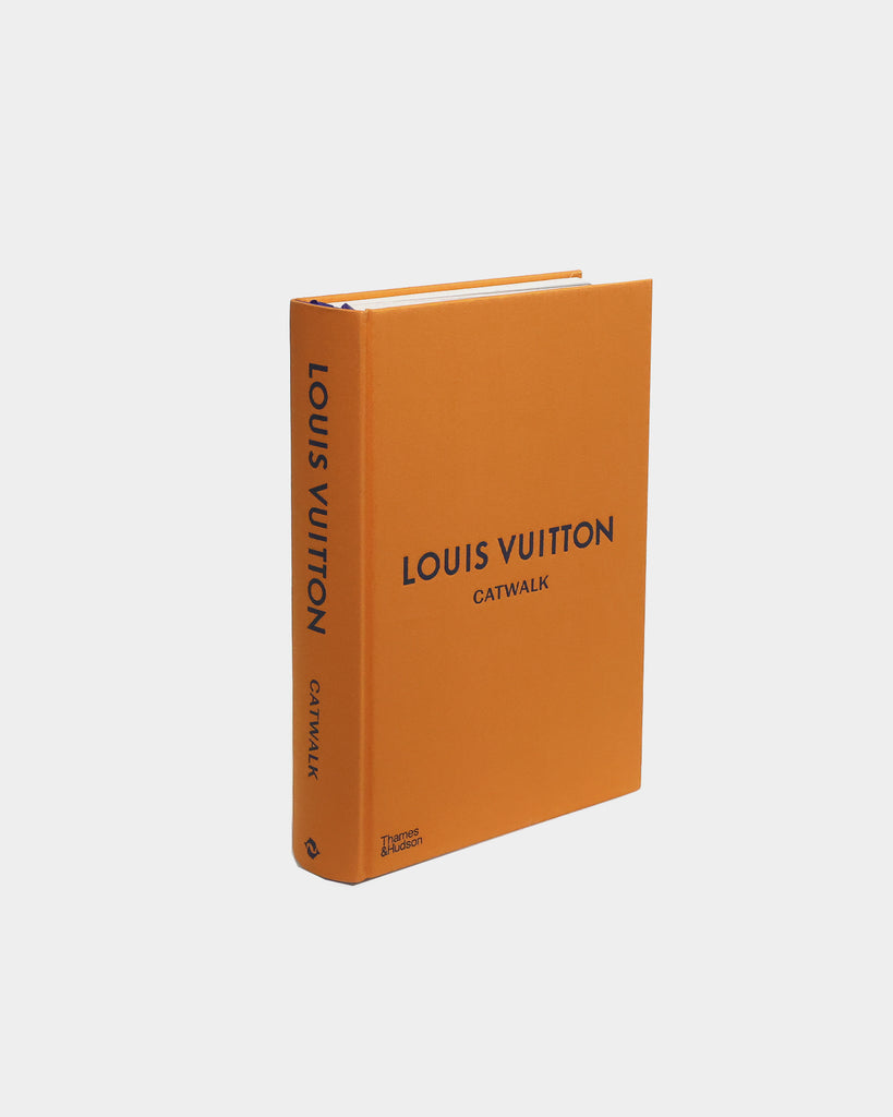 Kings on the Catwalk: The Louis Vuitton and Moët-Hennessy Affair [Book]