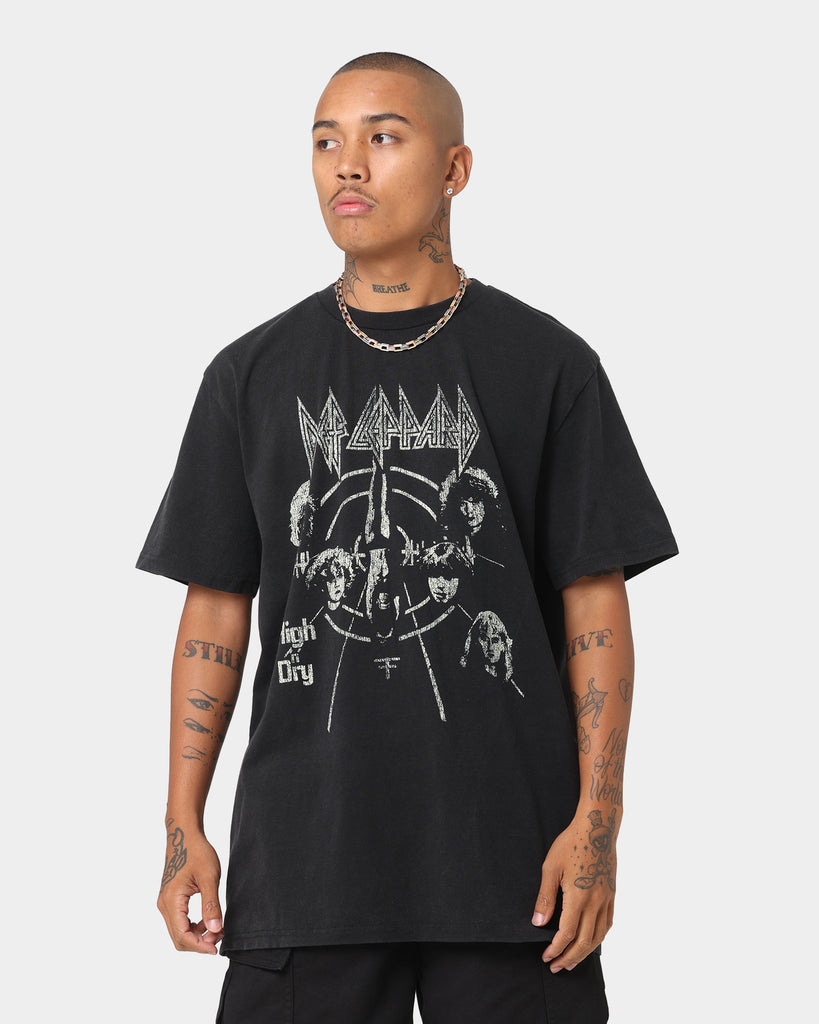 Def Leppard High N Dry T-Shirt Black Wash | Culture Kings