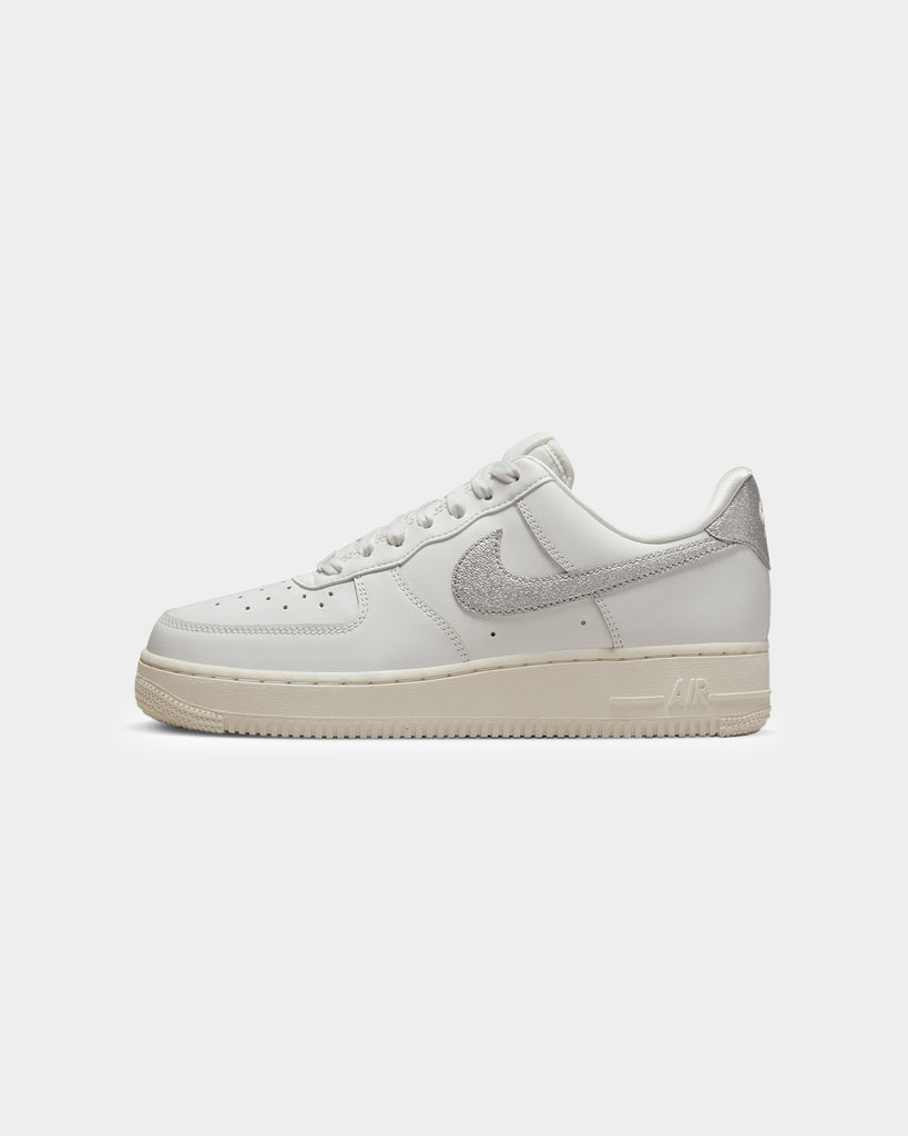 Nike Women's Air Force 1 '07 Summit White/Metallic Silver | Culture Kings