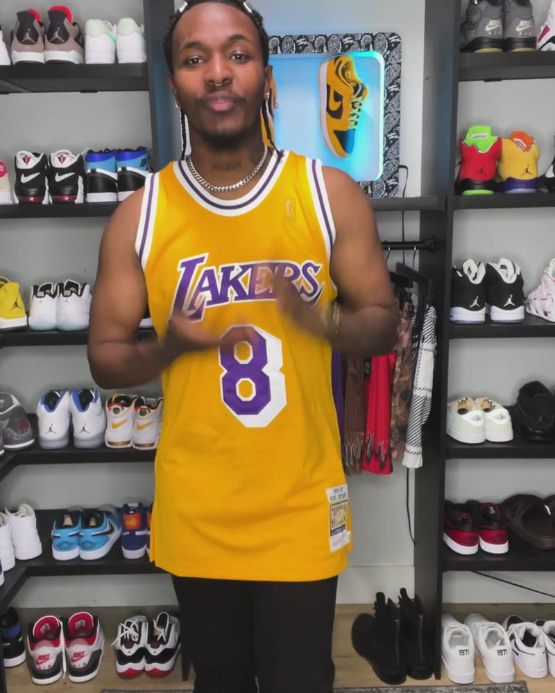Kobe Bryant Hall Of Fame Mitchell & Ness Jersey Review 